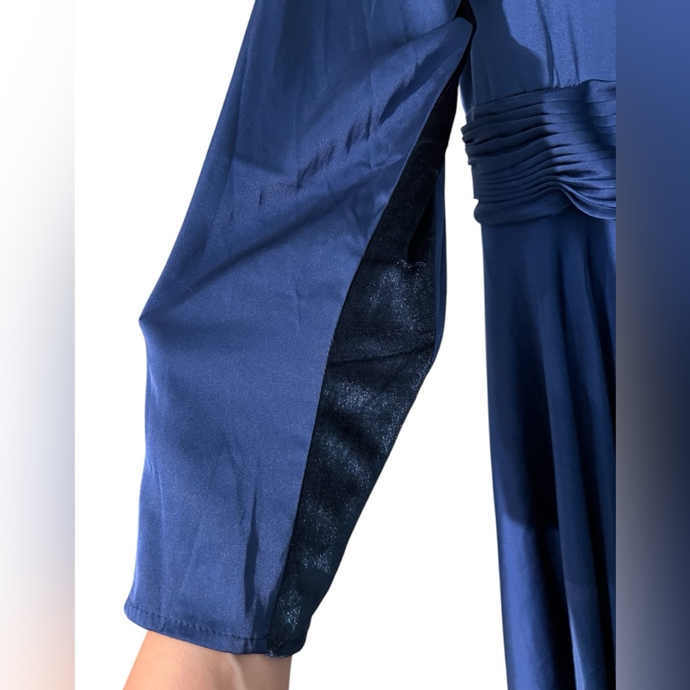 Mac Duggal quarter sleeve v neck A line gown silk gown midnight blue size 18W‎ - Picture 8 of 12